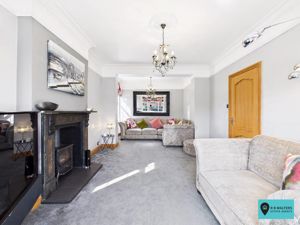Living Room- click for photo gallery